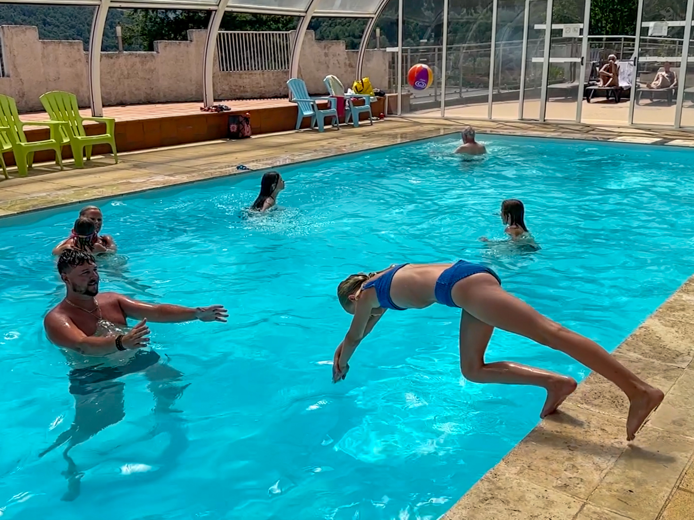 camping auvergne avec piscine